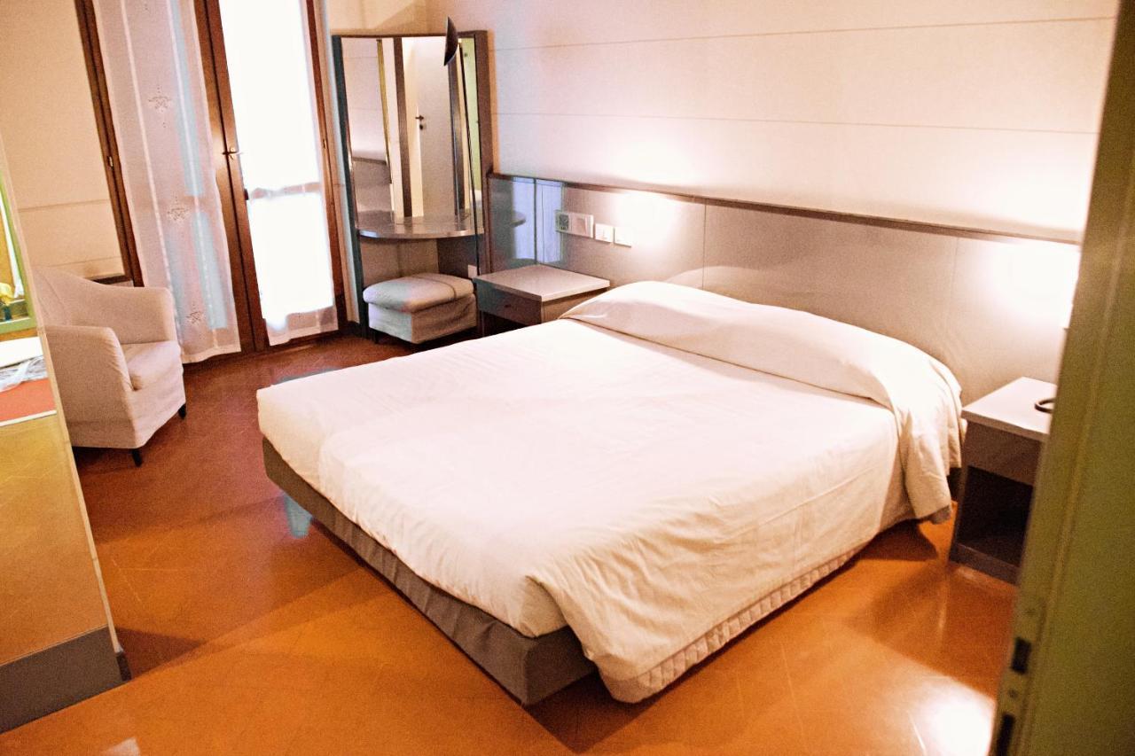 Hotel Franciacorta Paderno Franciacorta Extérieur photo